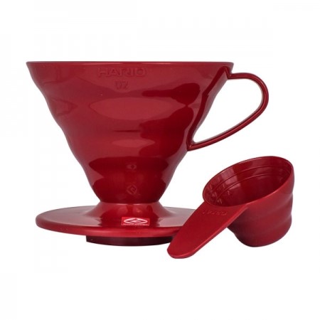 Hario plastový dripper na kávu V60-02 červený